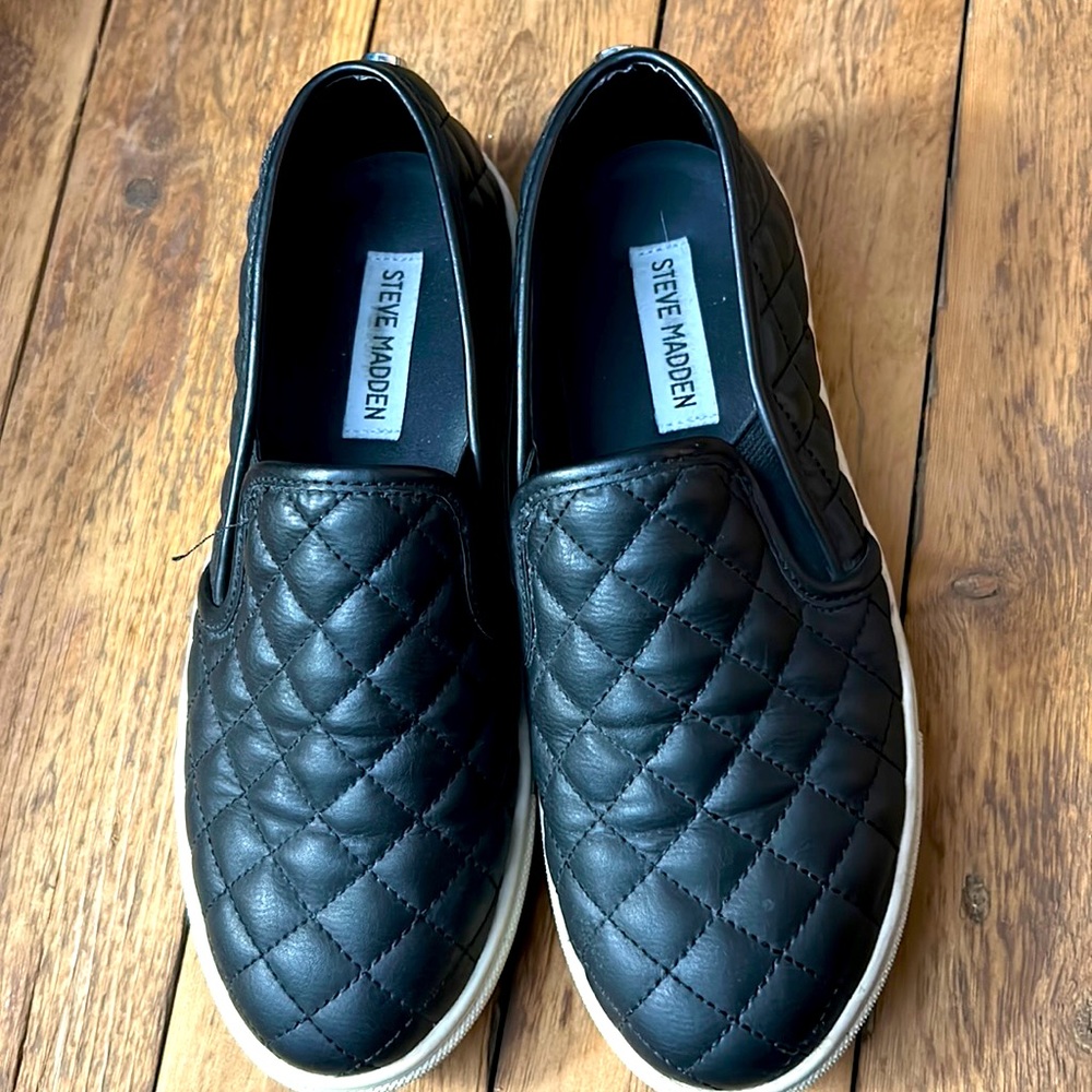 Steve Madden Slip on Shoes , size 7.5